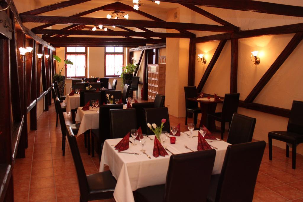 Hotel Bad Schmiedeberger Hof Екстериор снимка