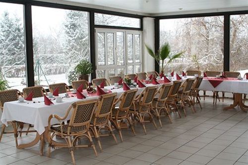 Hotel Bad Schmiedeberger Hof Екстериор снимка