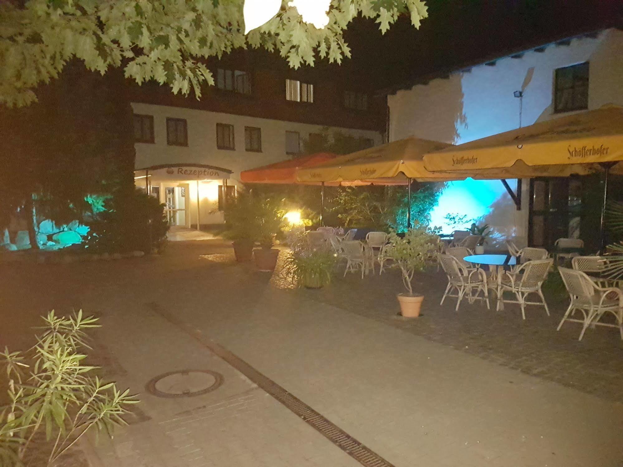 Hotel Bad Schmiedeberger Hof Екстериор снимка